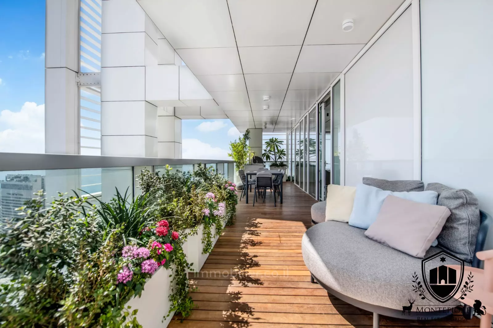 Mini-Penthouse 5.5 pièces  Tel Aviv Rothshild 577-IBL-16