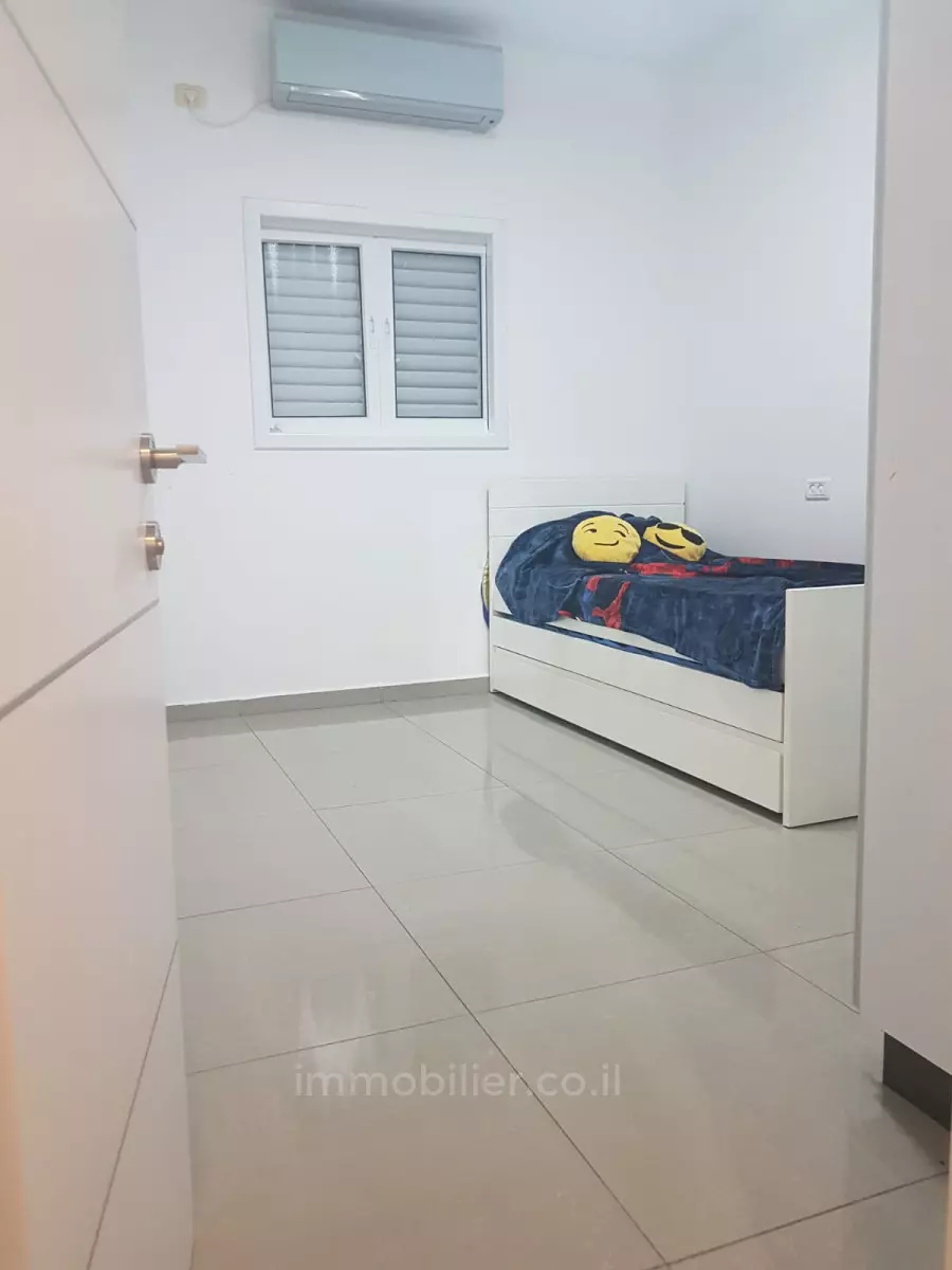 Appartement 3.5 pièces  Bat yam Bat yam 599-IBL-9